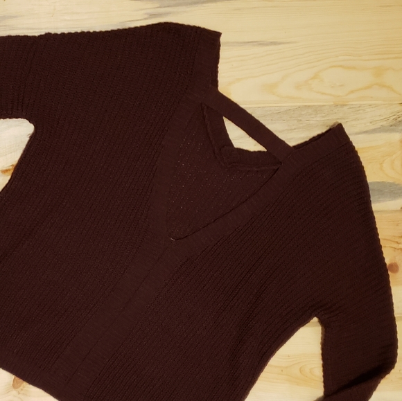 🚲 Rue 21 keyhole back magenta small sweater - Picture 2 of 4